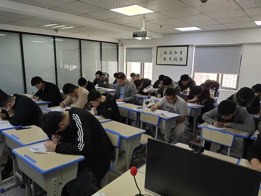 入学考试2.jpg